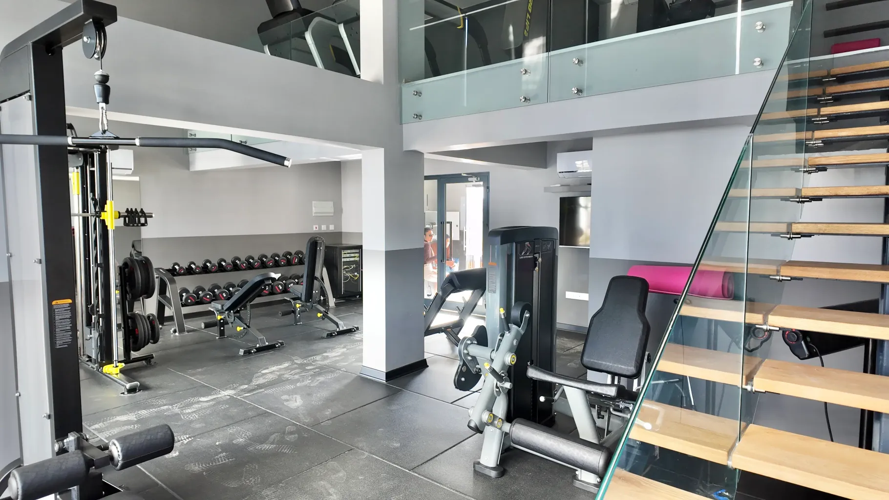Donanımlı fitness salonu
